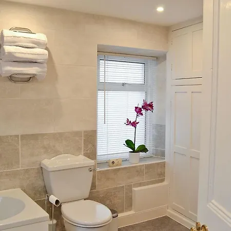بيت للعطل 13 Brodgen Street ألفرستون